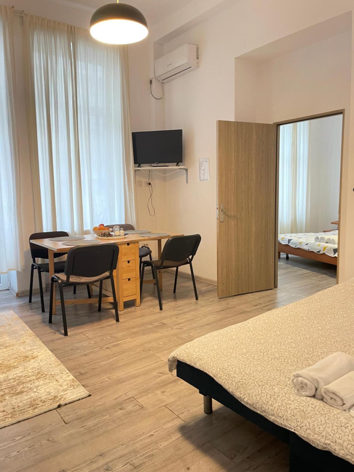 Studio Piata Amzei Nr.1 Bucureşti Eksteriør bilde